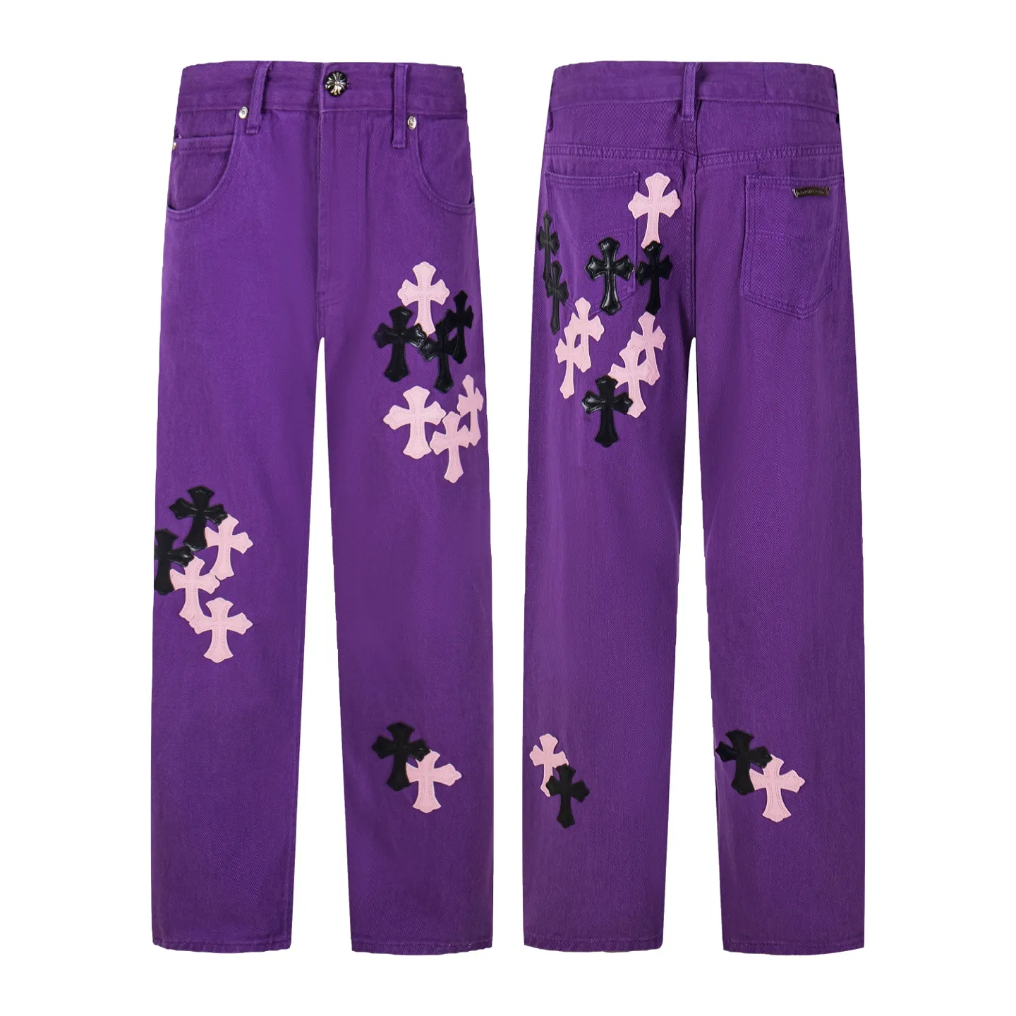 P240 Chrome Hearts Overseas limited edition violet patchwork leather cross hot girl couple jeans are a hot item this season and are sought after by countless celebrities and fashionistas. The neat details of the cutting process add color to the playful fashion! The neat and meticulous design, and the well-fitting structure is unique. The upper body not only has outstanding recognition, but also looks younger and younger. A style with the ultimate wearing meaning and performance, gorgeous color matching, and the craftsmanship of this style is also extremely extraordinary. After the finished product is washed, it is disassembled and hand-made with sheepskin cross leather and then spliced ​​together to complete. The whole piece has too many craftsmanship to describe. It is decorated with patchwork cross flowers and high-waisted washed jeans! ! Absolutely high-end luxury product, a god-level single product, a super popular product, made by top heavy industry, a magic weapon that cannot be missed to hit the streets. Style number: 1837 Size: 28 30 32 34 Color: purple